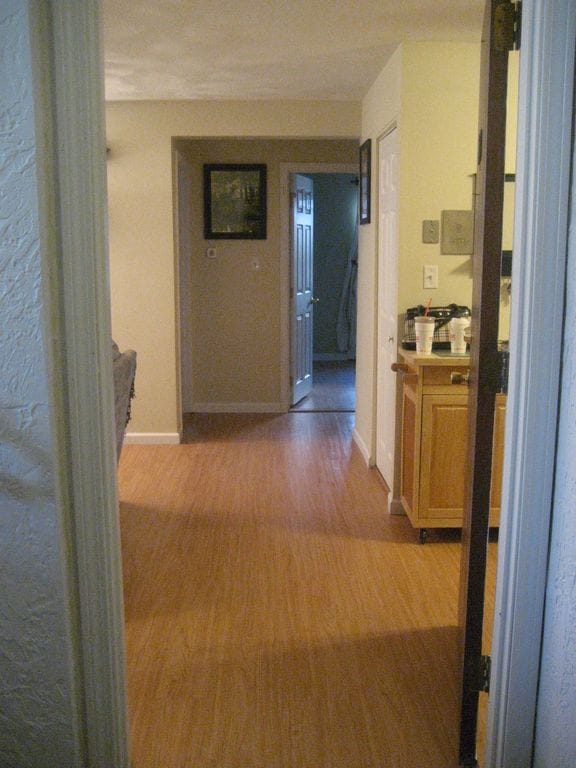 Living room entrance - 18 Kenmar Dr