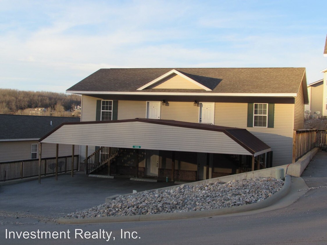 Primary Photo - 16588 Hunters Ridge Ln