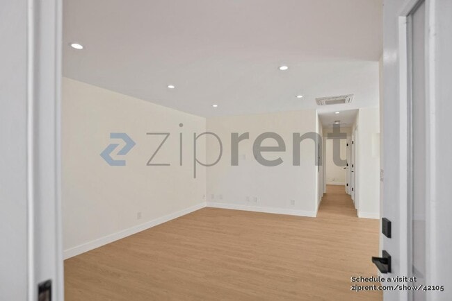 Building Photo - 474 Oliver St