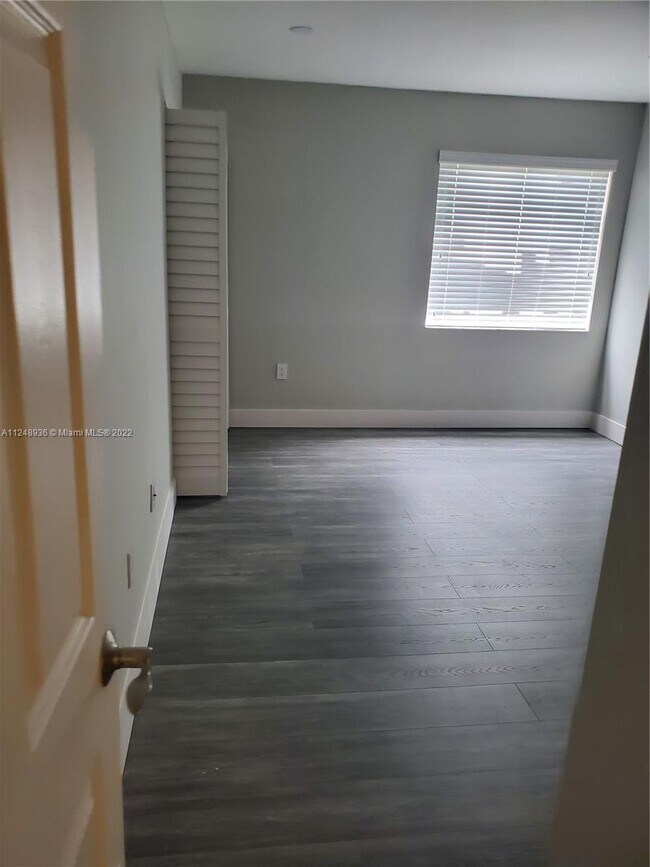 Foto del edificio - 8977 SW 123rd Ct