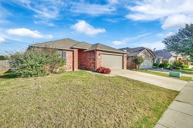 Photo - 3201 Sadie Trail House