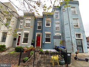 Building Photo - 2128 10th St NW