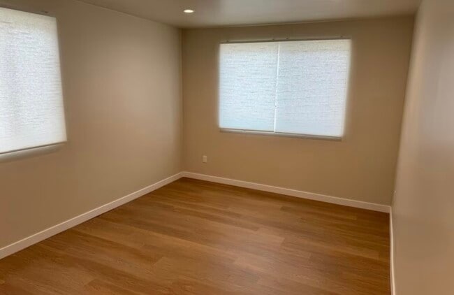 Foto del edificio - 1676 259th St