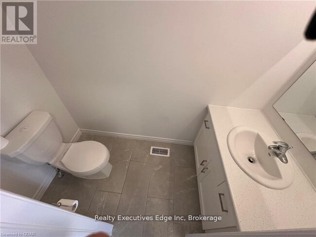 Building Photo - 49 Dallan Dr
