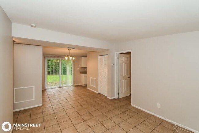 Building Photo - 7541 Leroy Dr, Jacksonville, FL 32244