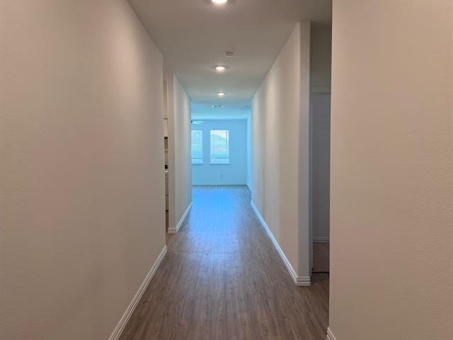 Foto del edificio - 1412 Rousseau Dr