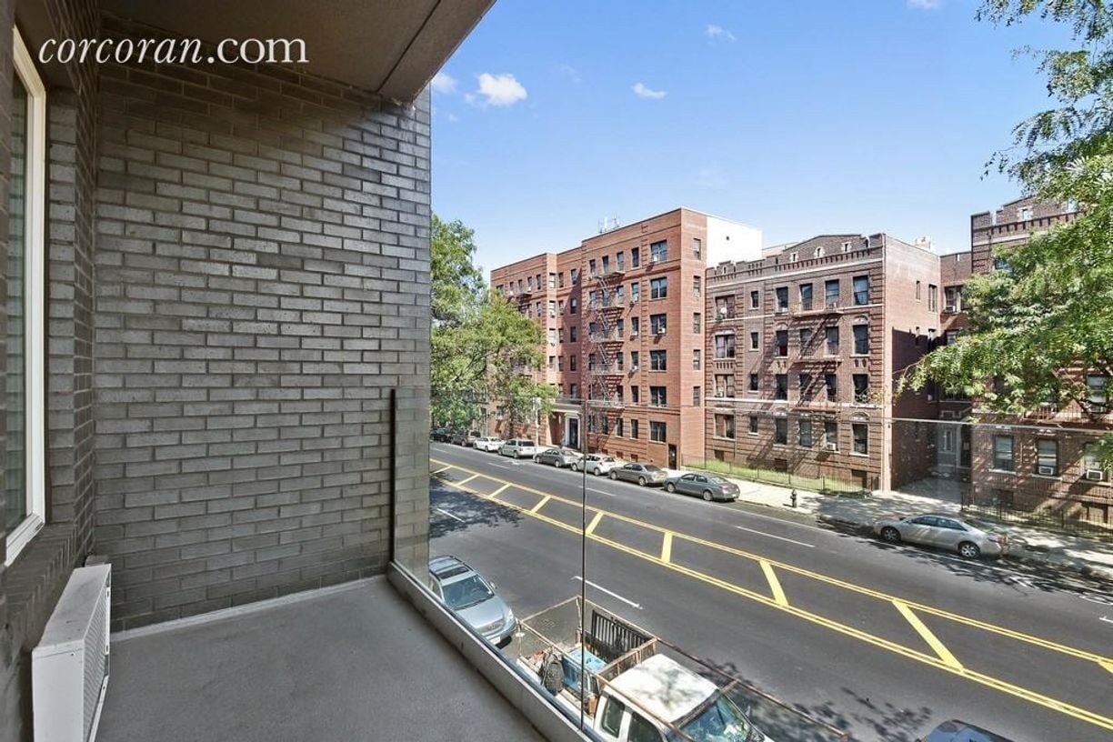 Primary Photo - 1256 Ocean Ave