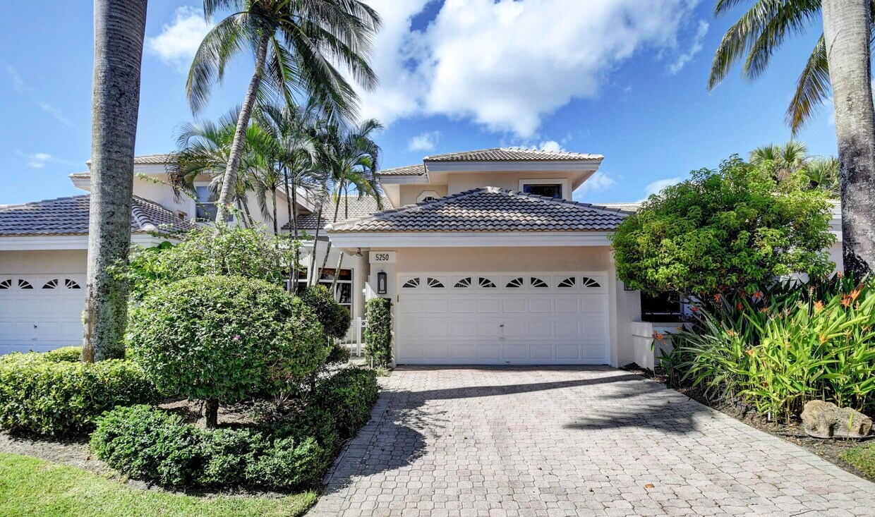 Primary Photo - 5250 Windsor Parke Dr