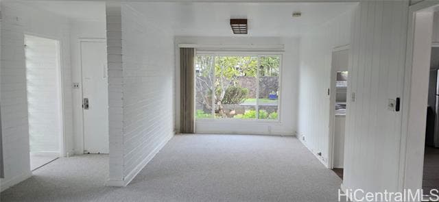 Building Photo - 1357 Mokulua Dr