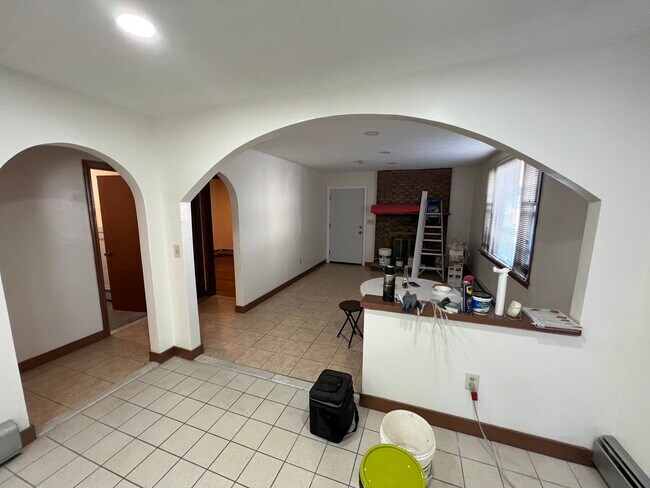 Foto del edificio - 208 Bigelow St