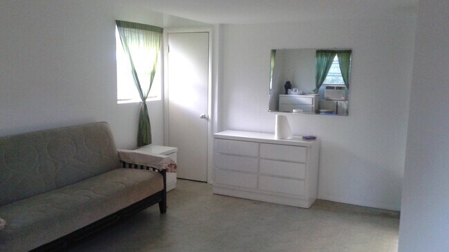 Foto del edificio - 230 SW 12th St