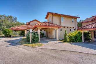 Building Photo - 111 Lachite