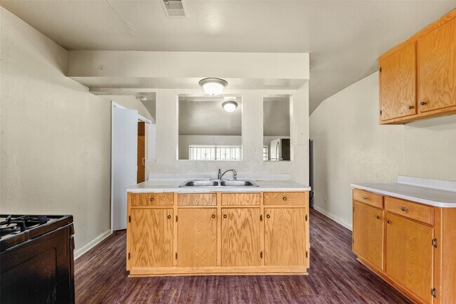 Foto del edificio - 5503 S Acres Dr