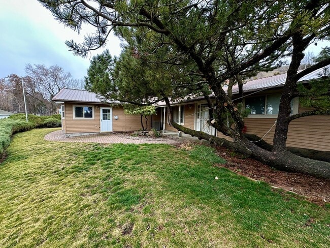 Foto del edificio - 3 Bedroom 2 1/2 Bath House