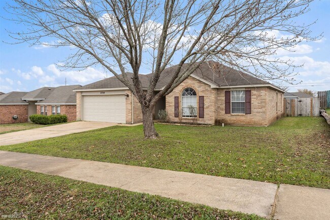 Foto del edificio - 3 br, 2 bath House - 2704 Rampart Loop