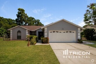 Building Photo - 1203 70th Dr E