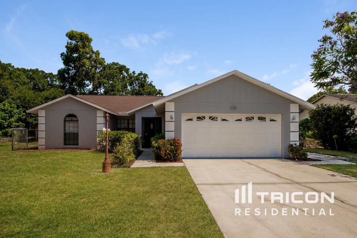 1203 70th Drive E Sarasota FL House Rental in Sarasota, FL