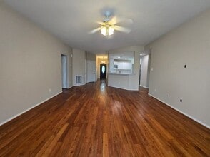Building Photo - 19631 Amistad Dr
