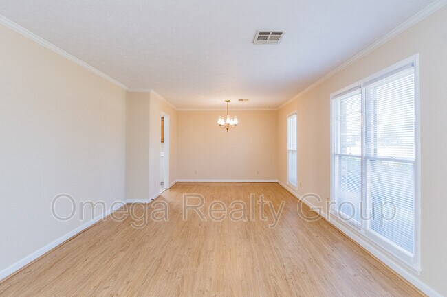 Foto del edificio - 5324 Millwood Rd