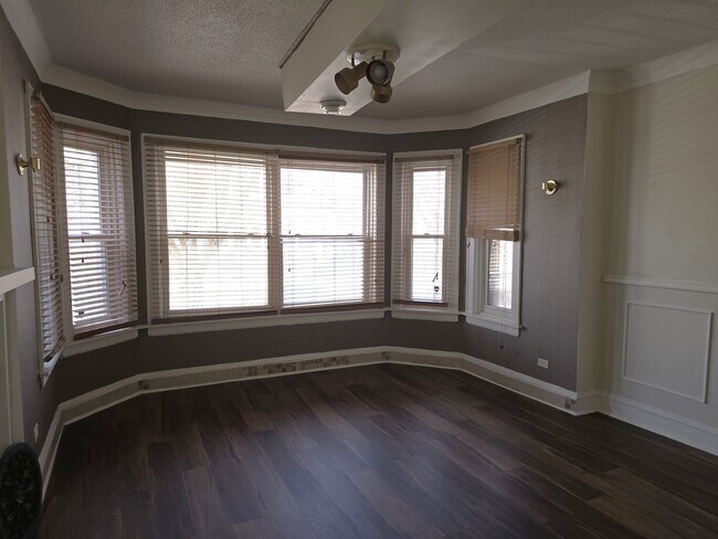 Foto del edificio - 2317 W Marquette Rd