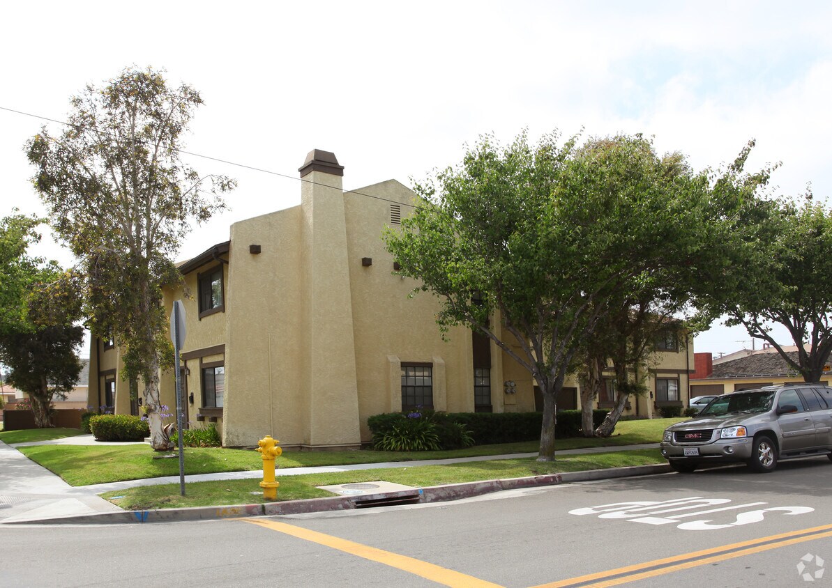 Foto del edificio - 11865 187th St