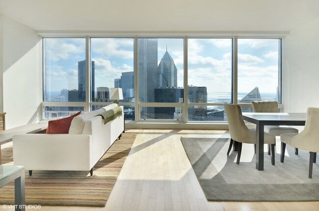 Building Photo - 401 N Wabash Ave