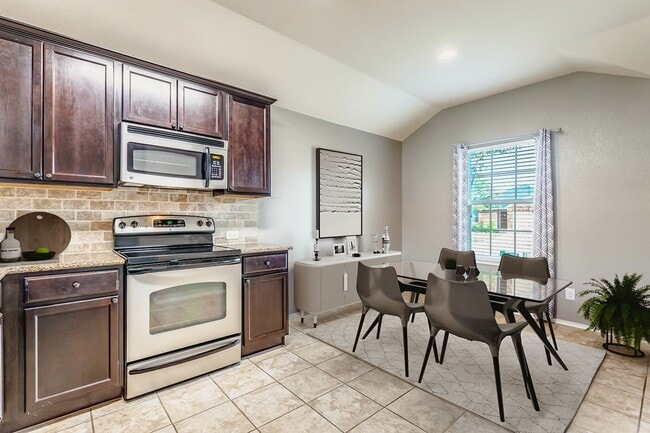 Foto del edificio - 12620 Waterslide Way