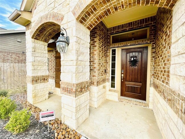 Building Photo - 17906 Sulgrave Dr