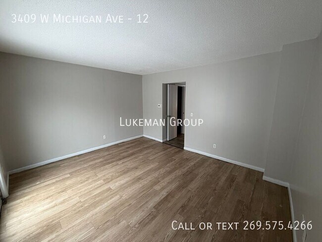 Foto del edificio - 3409 W Michigan Ave