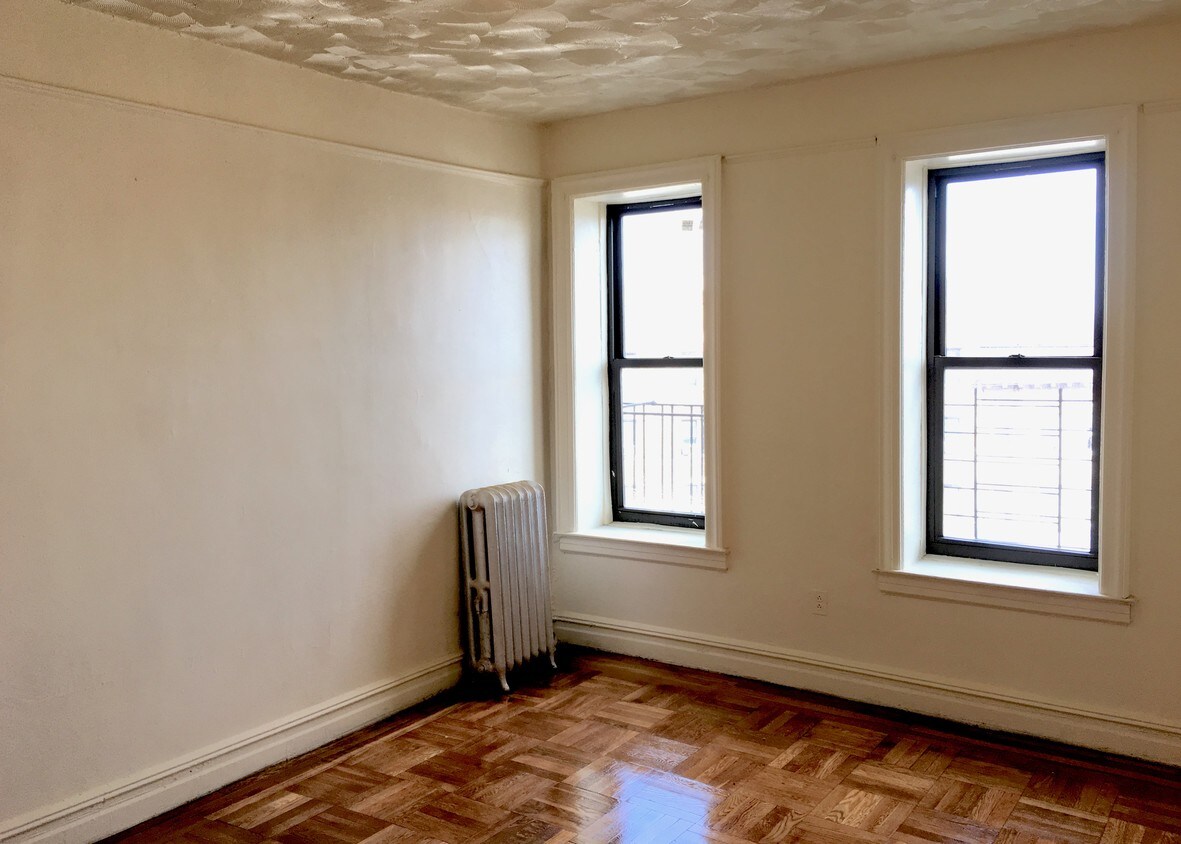 Primary Photo - 1006 E 36th St
