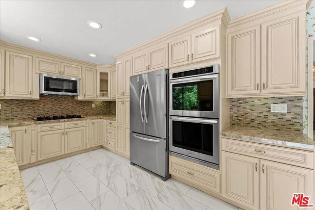 Building Photo - 6911 Sunset Ridge Ct