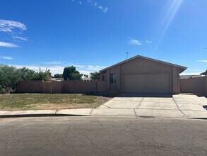 Building Photo - 4603 W 21st Ln