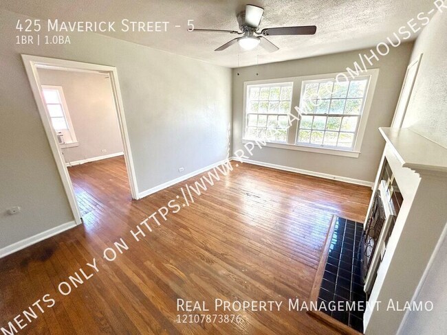 Building Photo - *COMING SOON* Charming 1 Bedroom DOWNSTAIR...