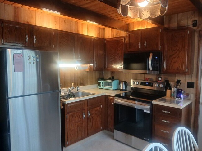 Foto del edificio - 20 Woodcrest Ln
