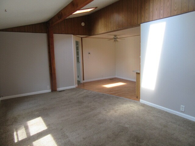 Living Area - 1433 Leo Ave