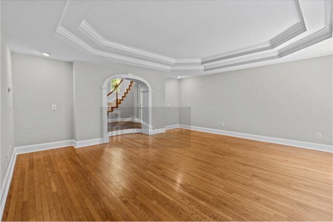 Foto del edificio - 200 River Bluff Pkwy