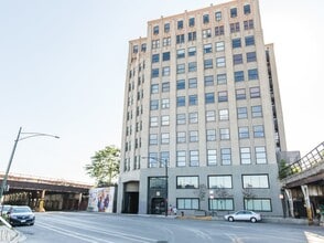 Building Photo - 1550 S Blue Island Ave