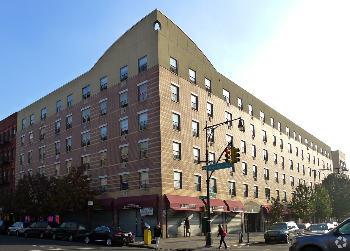 Foto principal - Tony Mendez Apartments