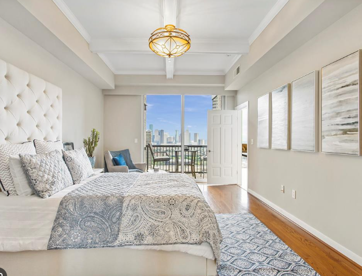 Foto principal - 3333 Allen Pkwy