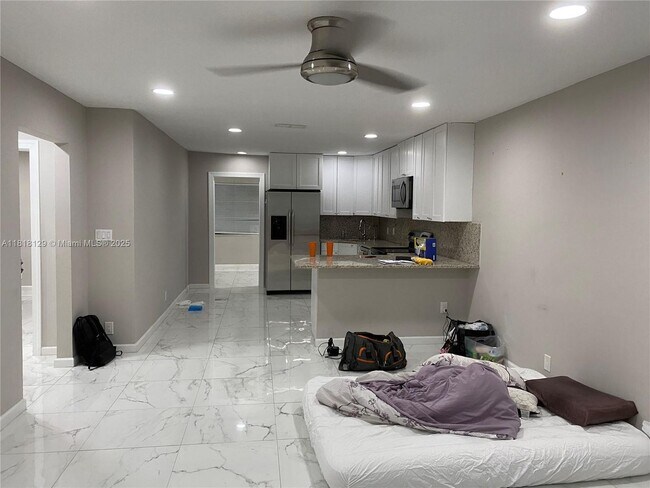 Foto del edificio - 7761 NW 42nd Pl