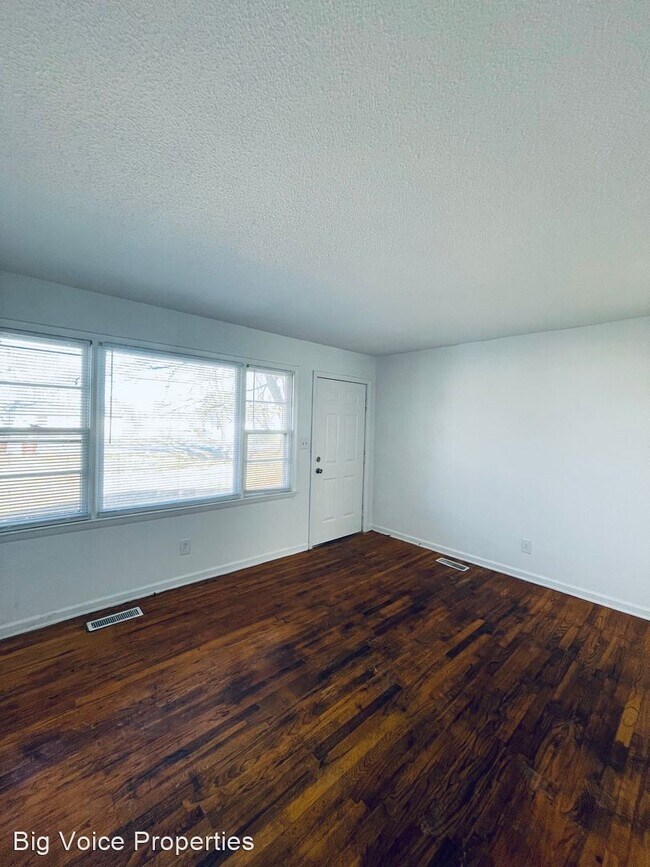Building Photo - 3 br, 1 bath House - 123 Napier Drive