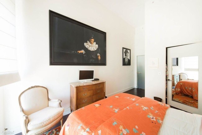 Building Photo - 255 S Avenida Caballeros