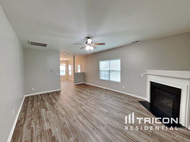 Building Photo - 570 Clear Meadow Drive Winston Salem NC