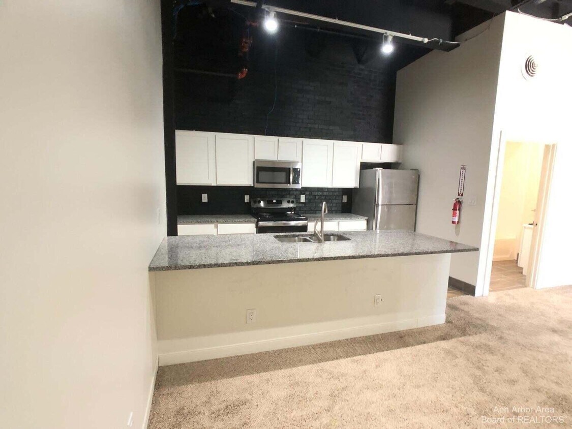 Foto del edificio - 201 N Park St