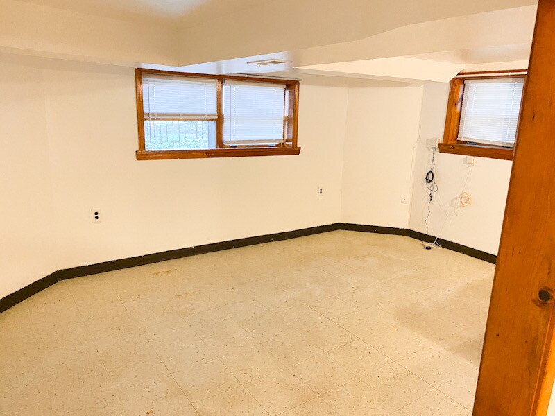 Foto del edificio - 3934 N Christiana Ave