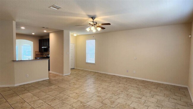 Building Photo - 18511 Each Elm Way