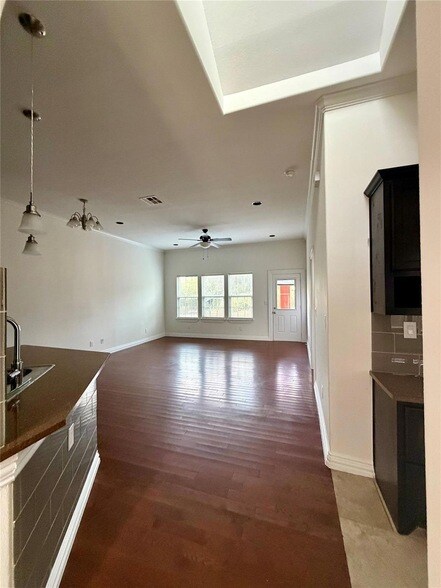 Foto del edificio - 398 Mesa Dr