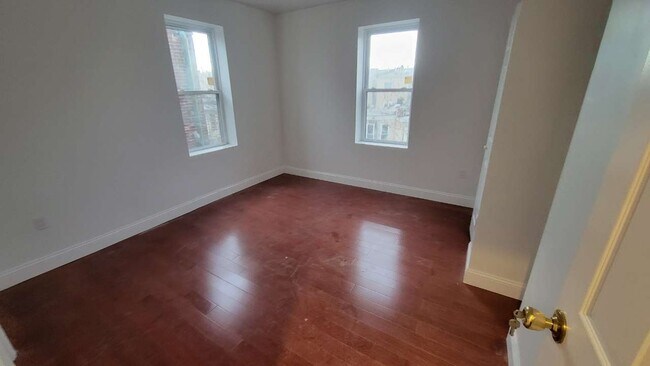 Building Photo - 4031 Spring Garden St