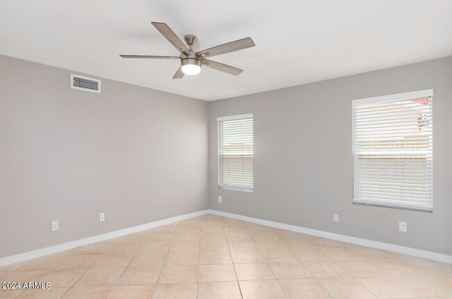 Foto del edificio - 11321 E Sunnyside Dr