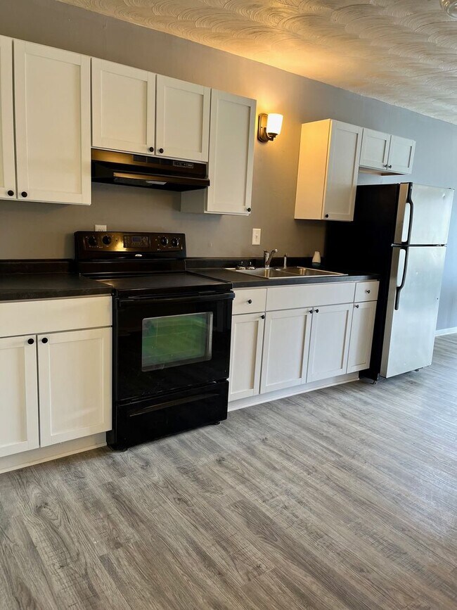 Foto del edificio - 3 Bedroom House in Perkins